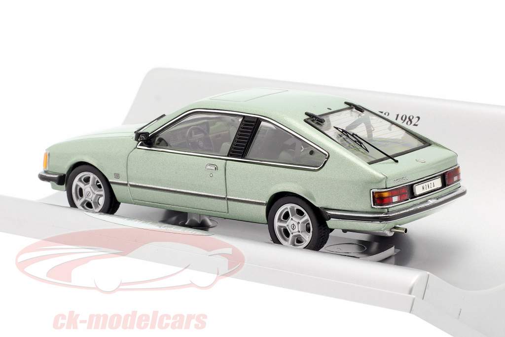 Opel Monza A year 1978-1982 green metallic 1:43 Schuco