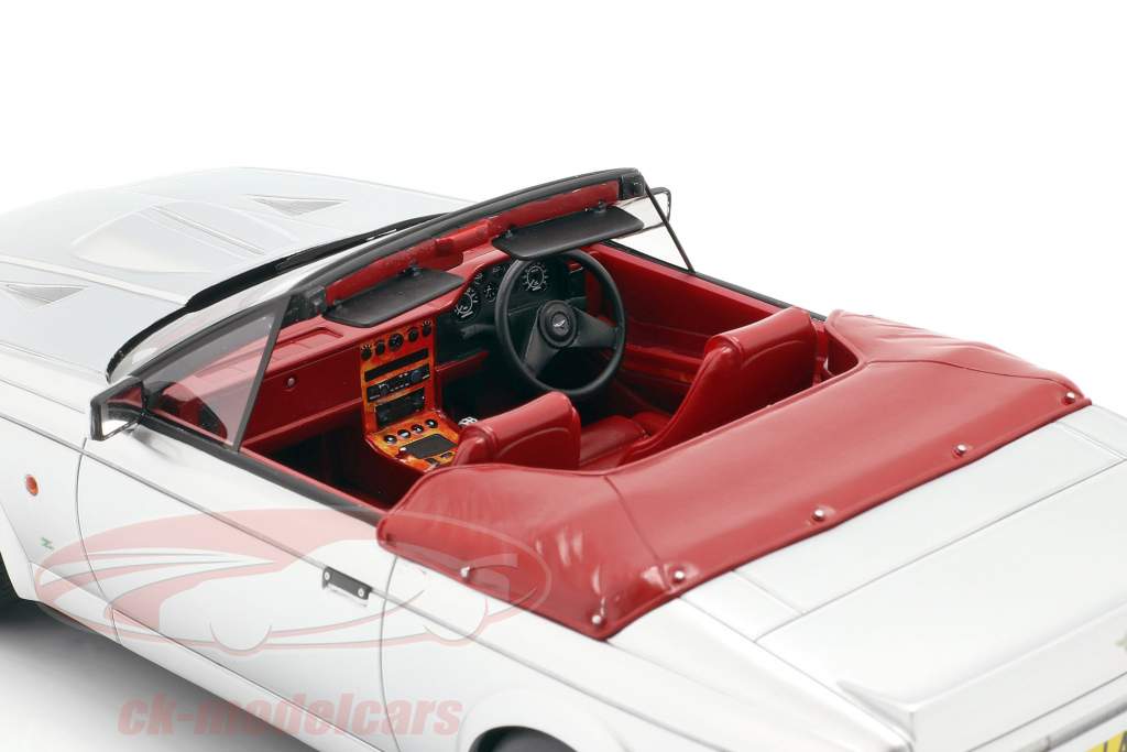 Aston Martin V8 Zagato Spyder Año de construcción 1987 plata metálico 1:18 Cult Scale
