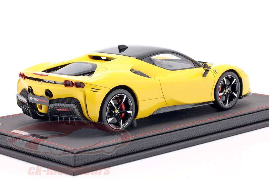 Ferrari SF90 Stradale Ano de construção 2019 Modena amarelo / Preto 1:18 BBR