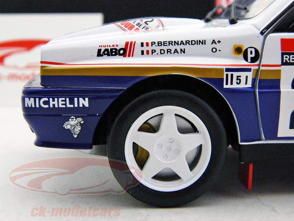 Lancia Delta HF Integrale #22 Бернардини Ралли Тур де Корс 1990 1:18 SunStar