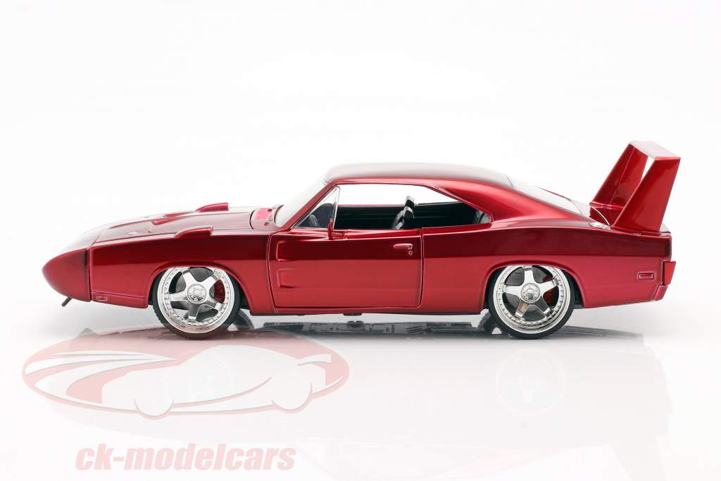 Dodge Charger Daytona År 1969 Fast and Furious 6 2013 rød 1:24 Jada Toys