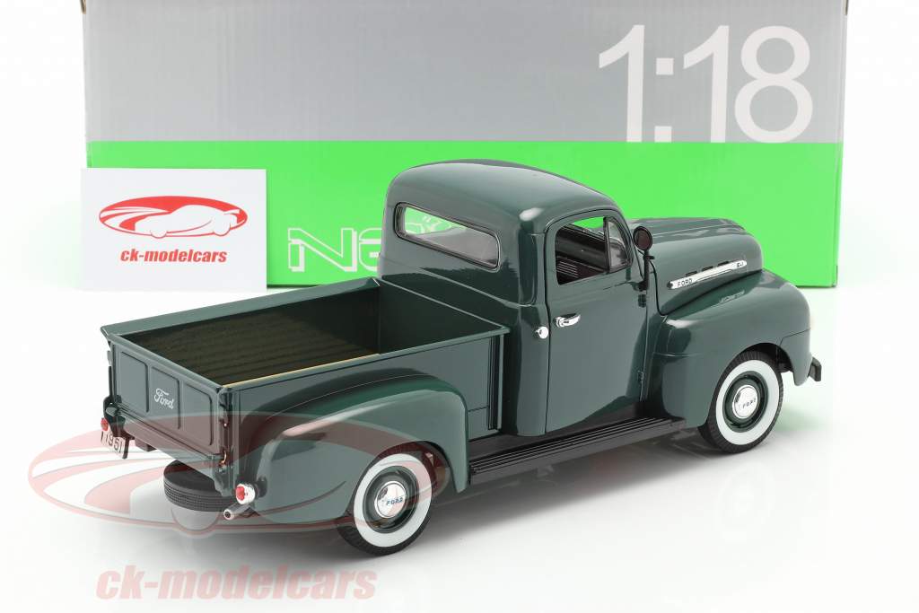 Ford F-1 Pick Up Année 1951 vert 1:18 Welly