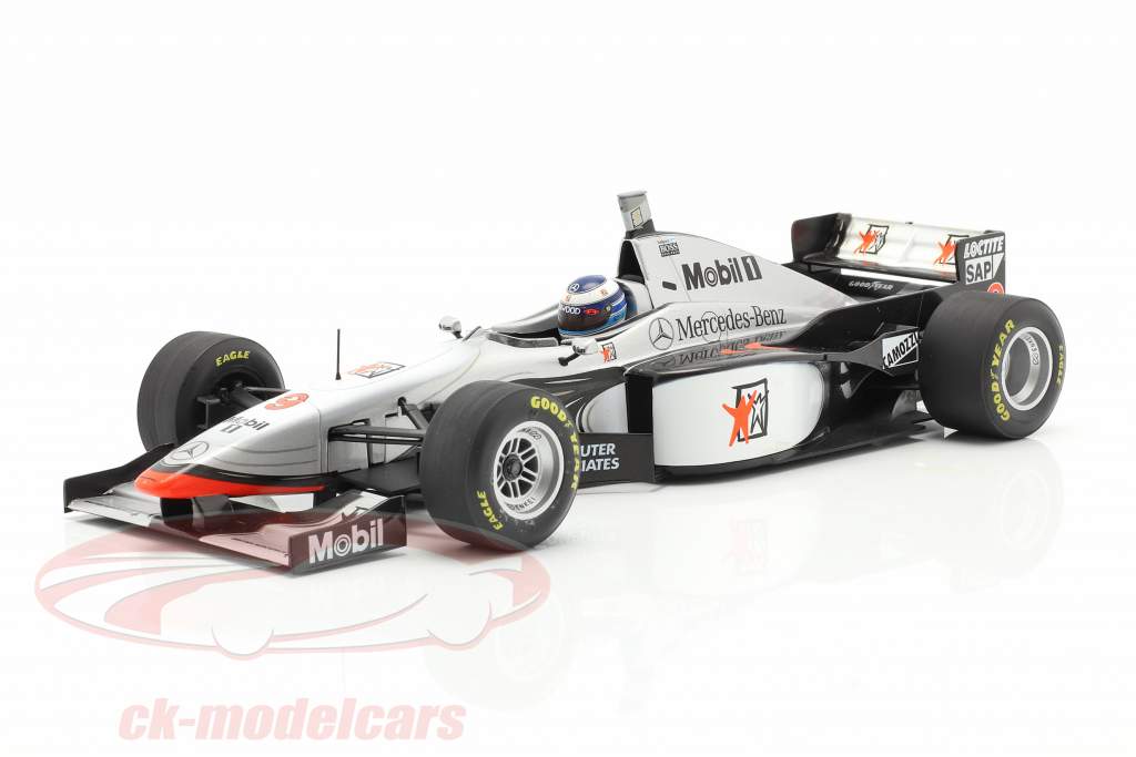 MINICHAMPS McLaren MP4-12C 1/18 限定750個 Amazon | AUTOart 1/18 マクラーレン MP4-12C (シルバー) 完成品