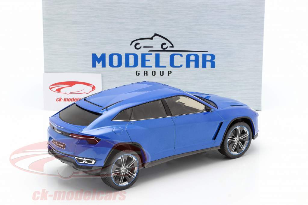 Lamborghini Urus blue metallic 1:18 ModelCar Group