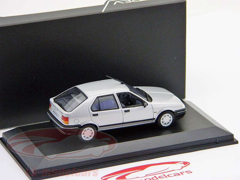 Renault 19 1988 silver 1:43 Norev