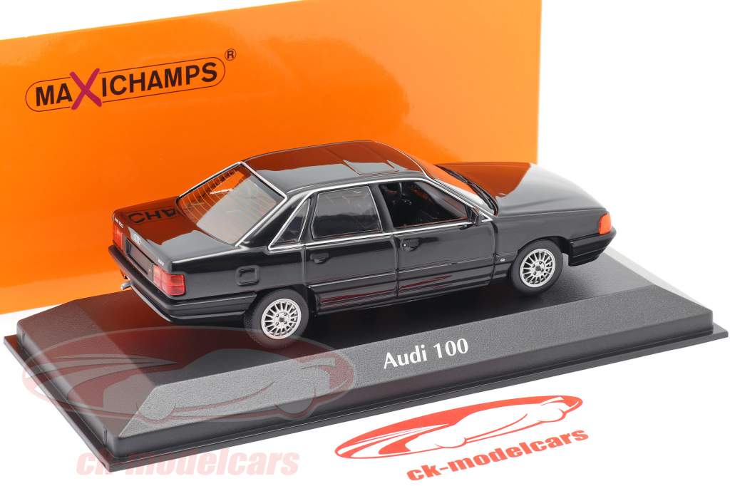 Audi 100 Année de construction 1990 noir 1:43 Minichamps