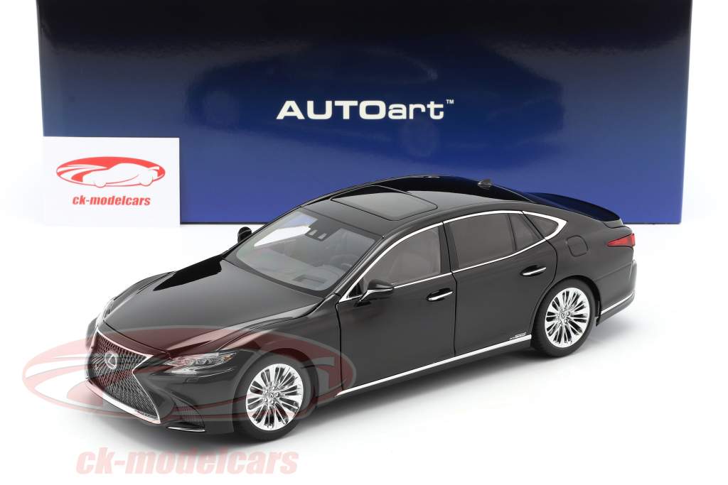 Lexus LS500h Baujahr 2018 schwarz 1:18 AUTOart