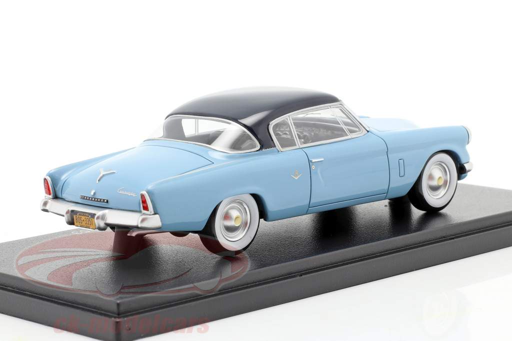 Studebaker Commander Starline year 1953 light blue / dark blue 1:43 BoS-Models