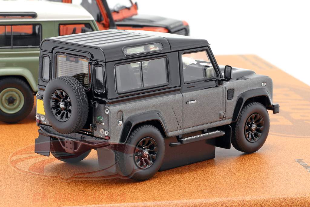 3-Car Set Land Rover Defender 2015 Celebration Series 1:43 Almost Real