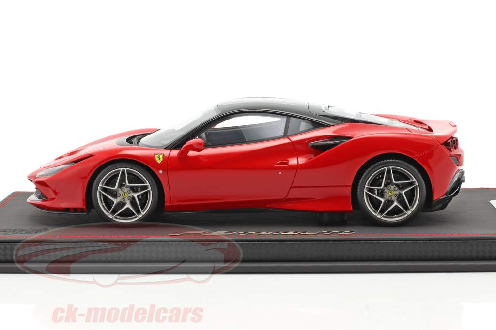 Ferrari F8 Tributo Año de construcción 2019 corsa rojo / negro 1:18 BBR