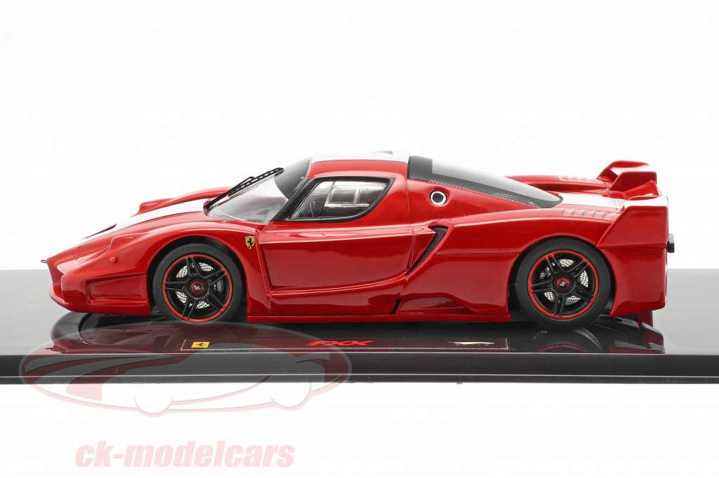 Ferrari FXX 2006 red with white stripe 1:43 HotWheels Elite