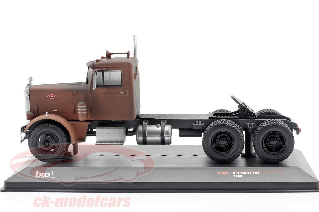 Peterbilt 281 卡车 建设年份 1956 垫 棕色 / 生锈的 版 1:43 Ixo