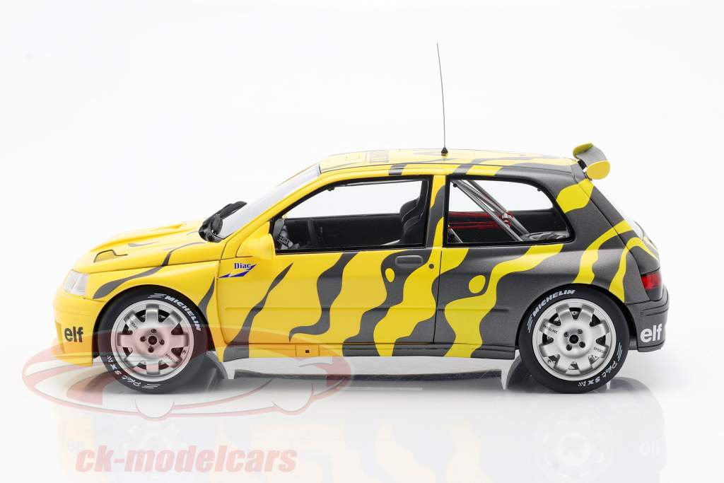 Renault Clio Maxi Presentation Car 1995 noir / Jaune 1:18 OttOmobile