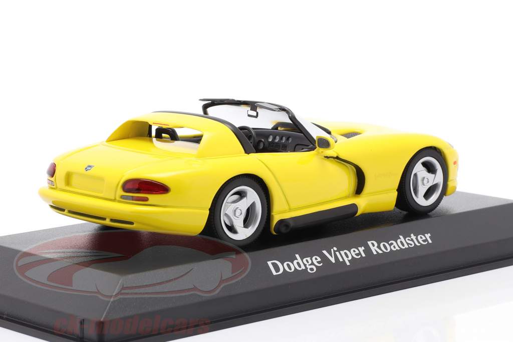 Dodge Viper Roadster year 1993 yellow 1:43 Minichamps