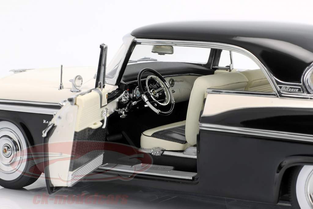 Chrysler St. Regis year 1956 cloud white / raven black 1:18 GMP