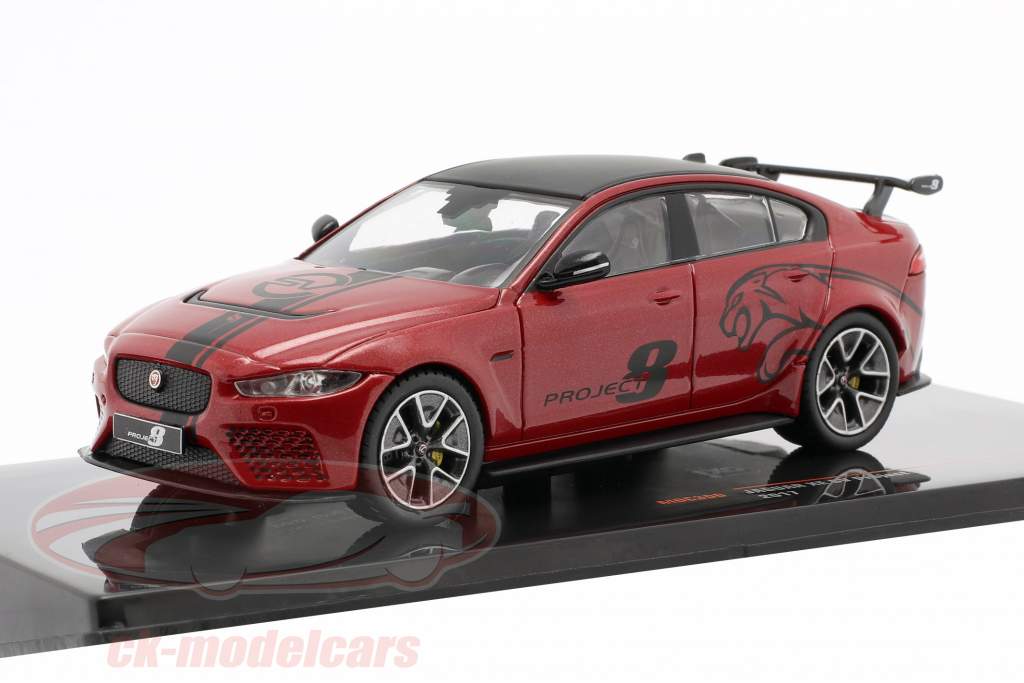 Jaguar XE SV Project 8 Ano de construção 2017 Sombrio vermelho metálico 1:43 Ixo