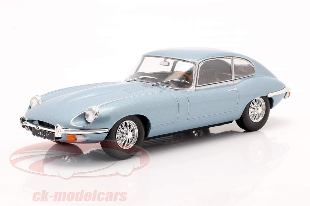 Jaguar E-Type bleu métallique 1:24 WhiteBox