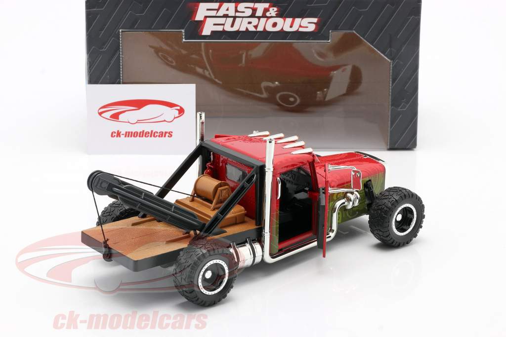 Custom Peterbilt Bugsere lastbil Fast & Furious Hobbs & Shaw (2019) 01:24 Jada Toys