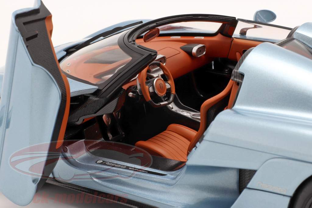 Koenigsegg Regera 建設年 2016 地平線 青い 1:18 AUTOart