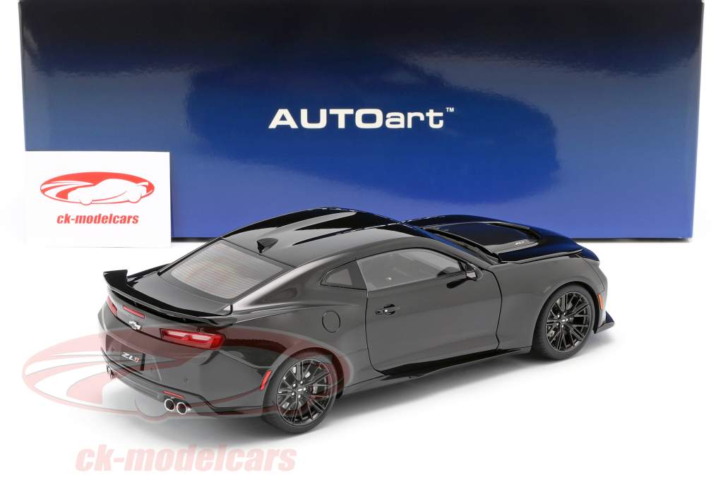 Chevrolet Camaro ZL1 Ano de construção 2017 Preto 1:18 AUTOart