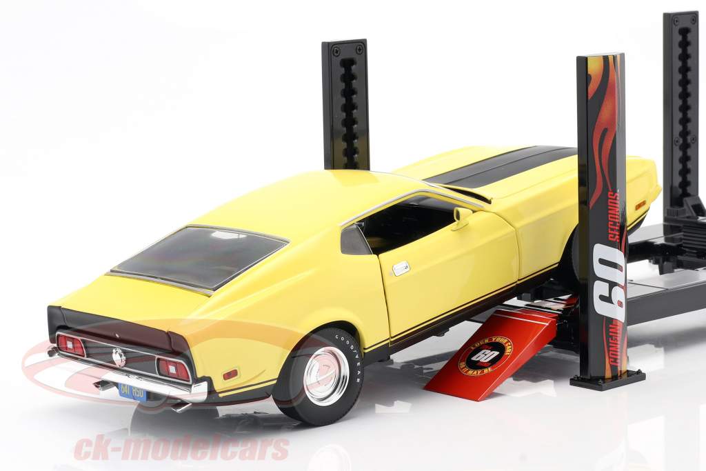 Einstellbare Vier-Säulen Hebebühne Gone in 60 seconds 1:18 Greenlight