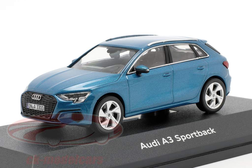 Audi A3 Sportback Byggeår 2020 atoll blå 1:43 iScale