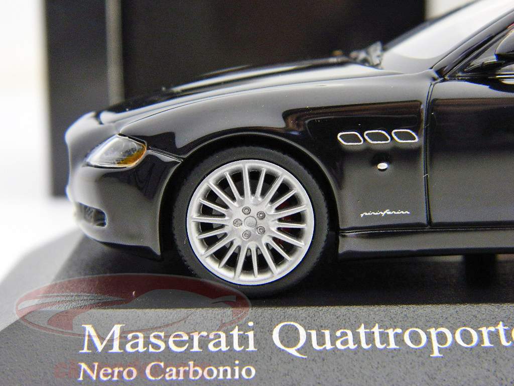 Minichamps 1:43 Maserati Quattroporte Sport GT S Baujahr