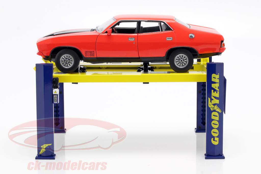 Regolabile quattro post Piattaforma elevatrice Goodyear giallo / blu 1:18 Greenlight