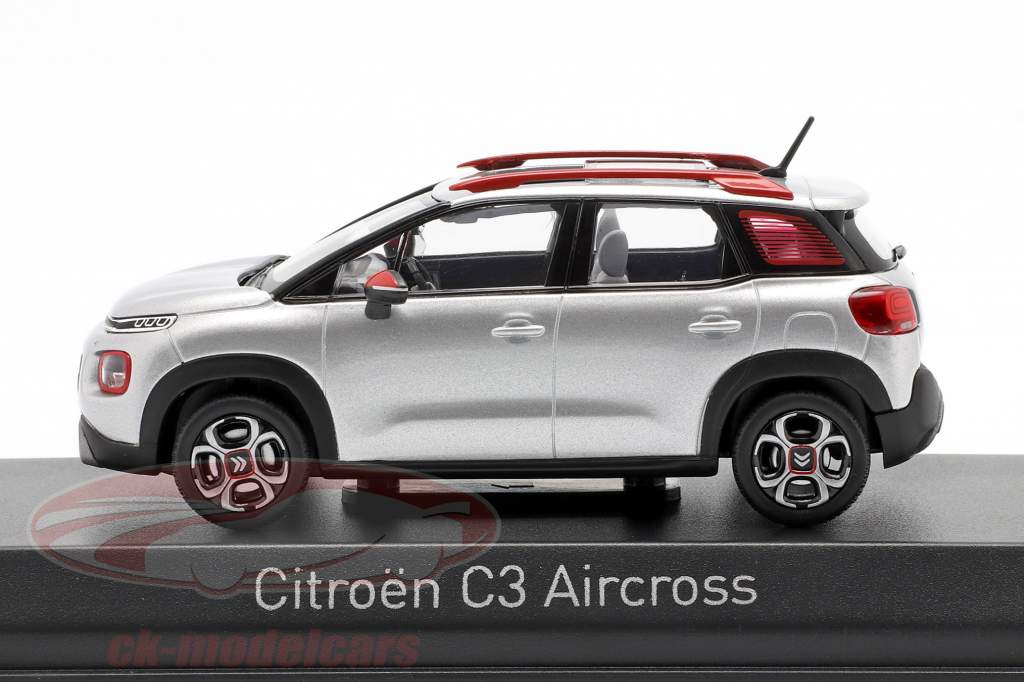Citroen C3 Aircross år 2017 kosmisk sølv / orange 1:43 Norev