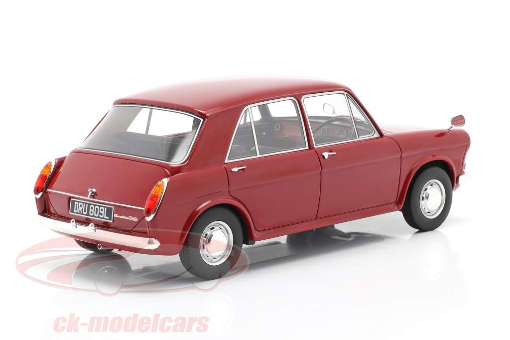 Austin 1100 Byggeår 1969 rød 1:18 Cult Scale