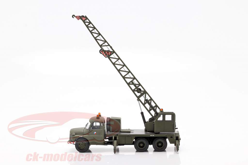 Tatra T148 Kranbil militær CSSR mørk oliven 1:43 Schuco