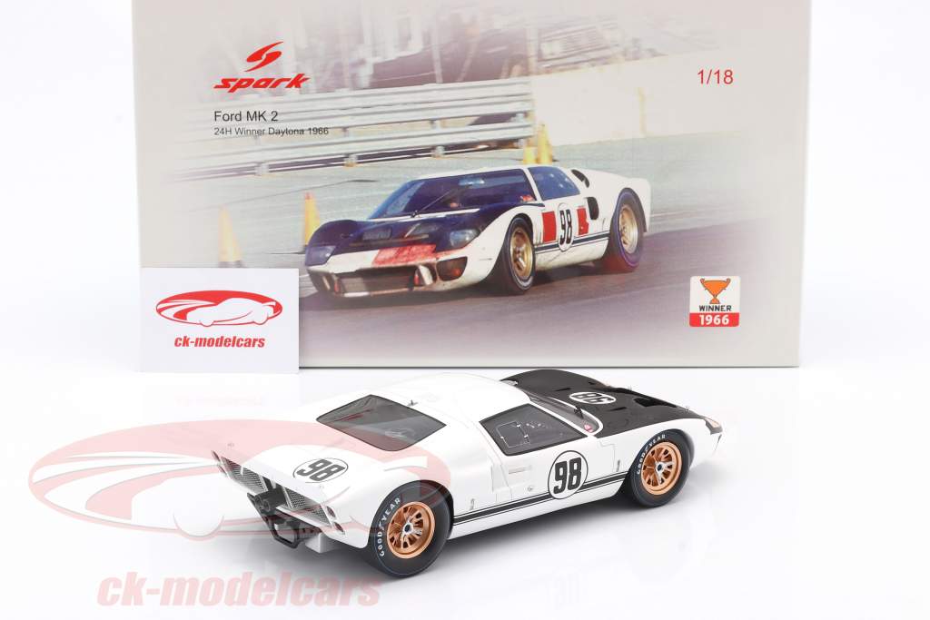 Ford MK II #98 gagnant 24h Daytona 1966 Miles, Ruby 1:18 Spark