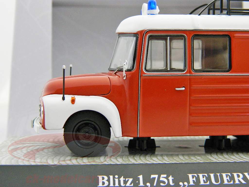 Blitz 1,75t fire brigade red-white 1:43 PremiumClassiXXS
