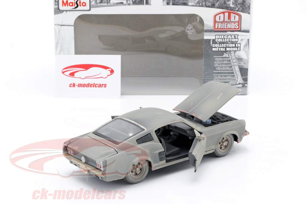 Ford Mustang GT 建設年 1967 汚れた バージョン 1:24 Maisto