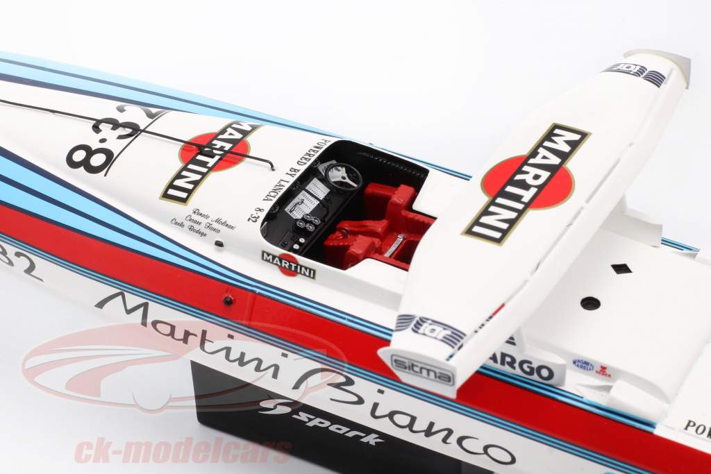 Martini Off Shore лодка красный / Белый / синий 1:43 Spark