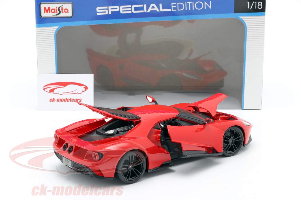 Ford GT year 2017 red 1:18 Maisto