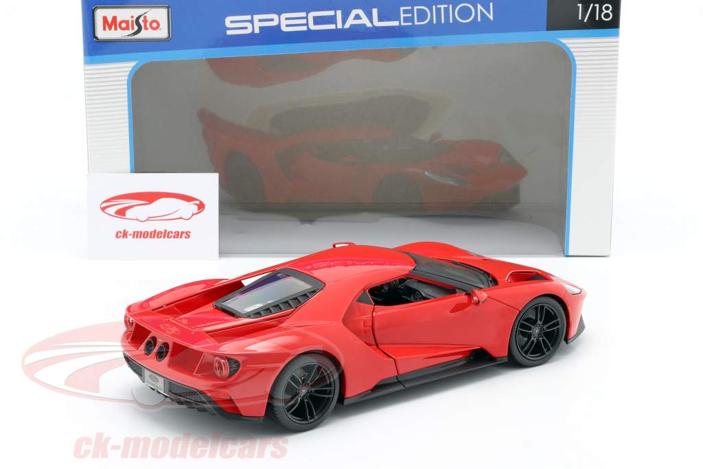 Ford GT 年 2017 赤 1:18 Maisto