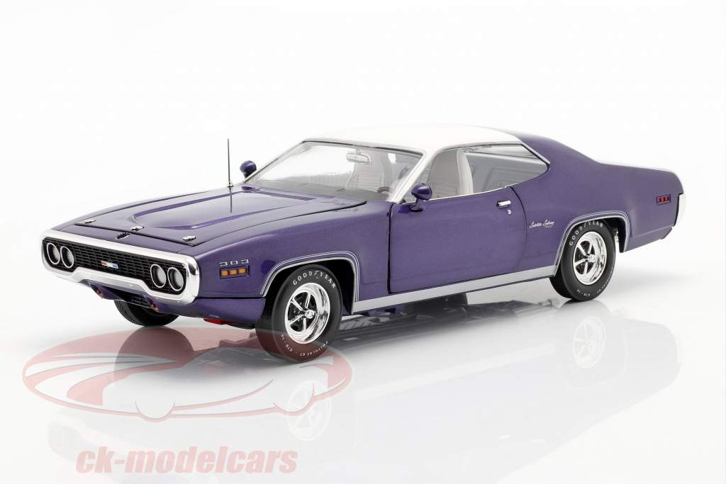 Plymouth Satellite Sebring Plus 1971 violett metallic / weiß 1:18 AutoWorld