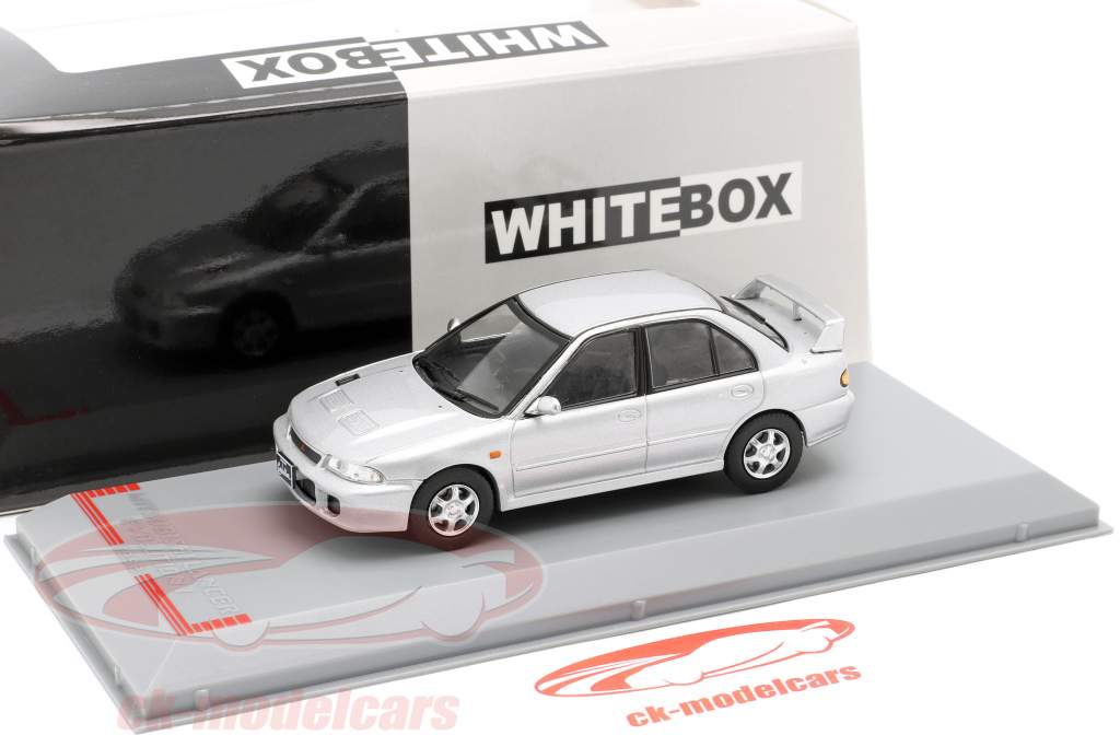 Mitsubishi Lancer Evolution I RHD Bouwjaar 1992 zilver 1:43 WhiteBox
