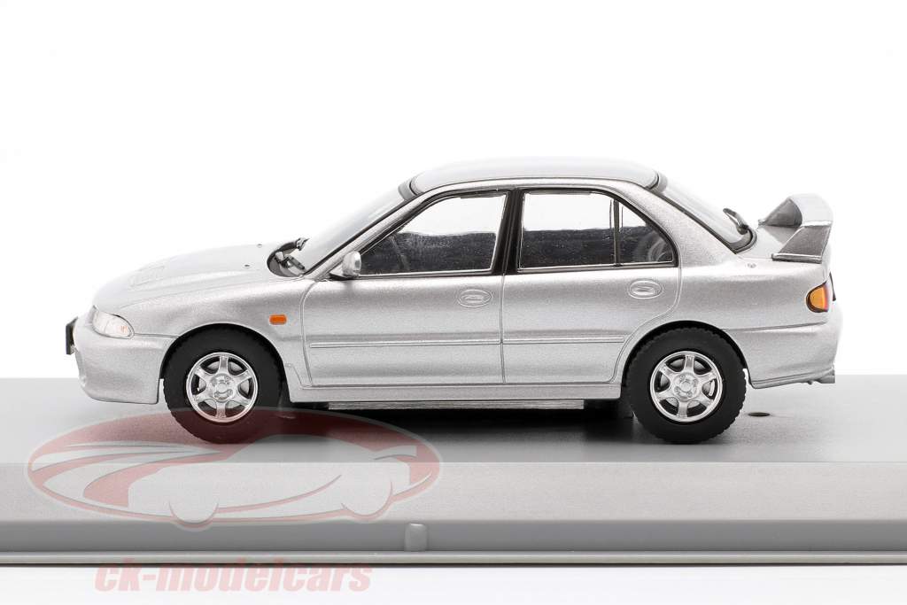 Mitsubishi Lancer Evolution I RHD Bouwjaar 1992 zilver 1:43 WhiteBox