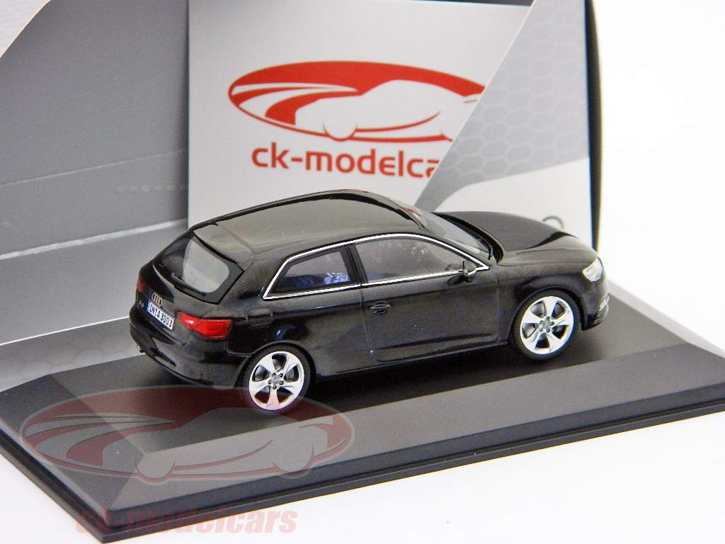 Phantom Black Audi A3 / phantom zwart Schuco 1:43