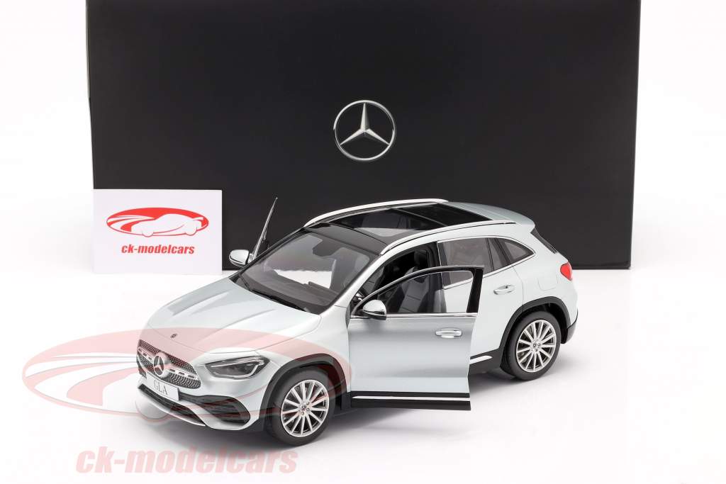 Mercedes-Benz GLA-Klasse (H247) Baujahr 2020 iridiumsilber 1:18 Z-Models