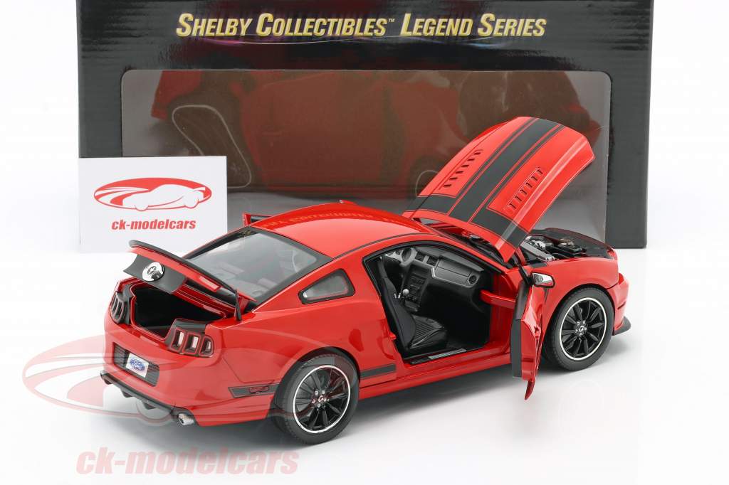 Ford Mustang Boss 302 Year 2013 red 1:18 ShelbyCollectibles