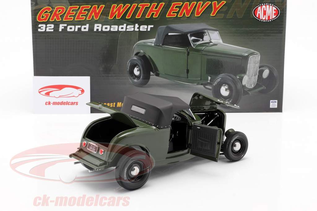 Ford Roadster Byggeår 1932 Green with Envy mørkegrøn / sort 1:18 GMP