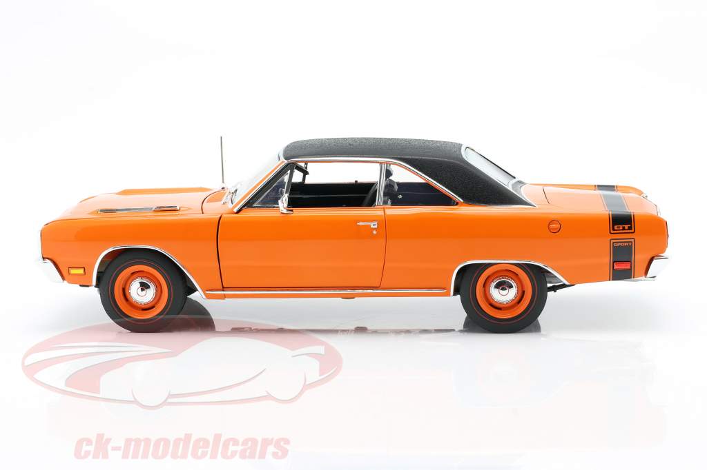 Dodge Dart GTS 440 with vinyl top year 1969 orange / black 1:18 GMP