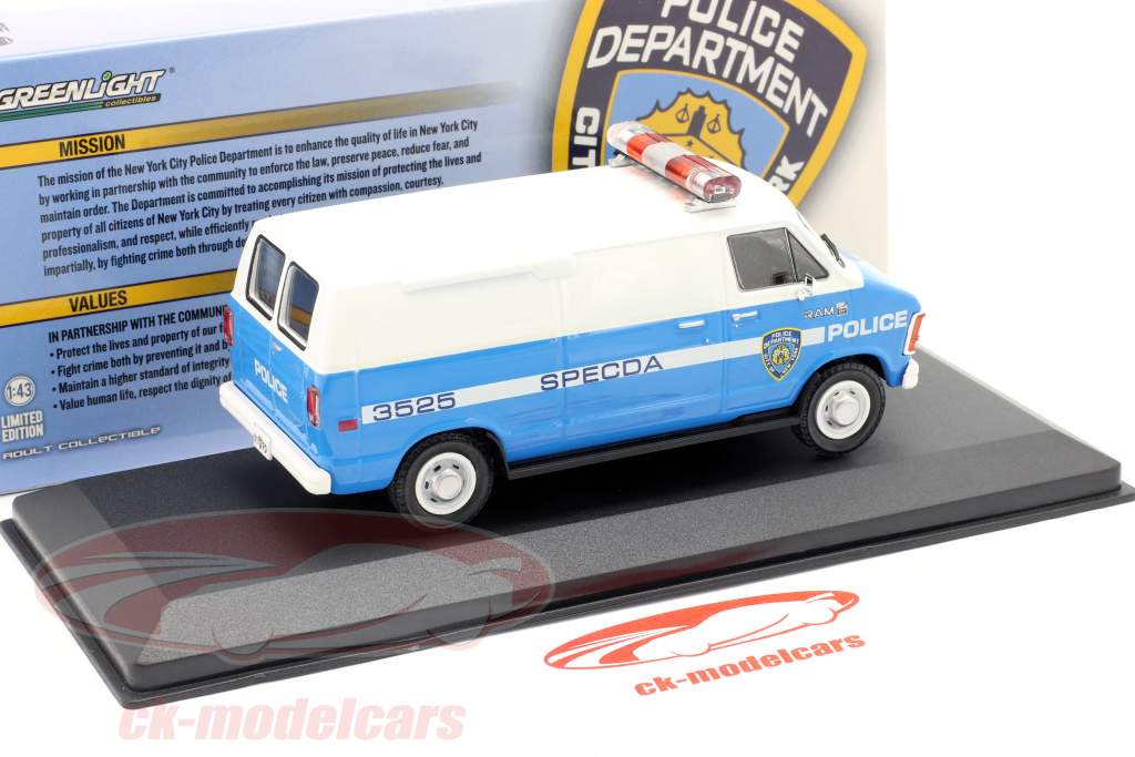 Dodge RAM B250 Van NYPD Byggeår 1987 blå / hvid 1:43 Greenlight