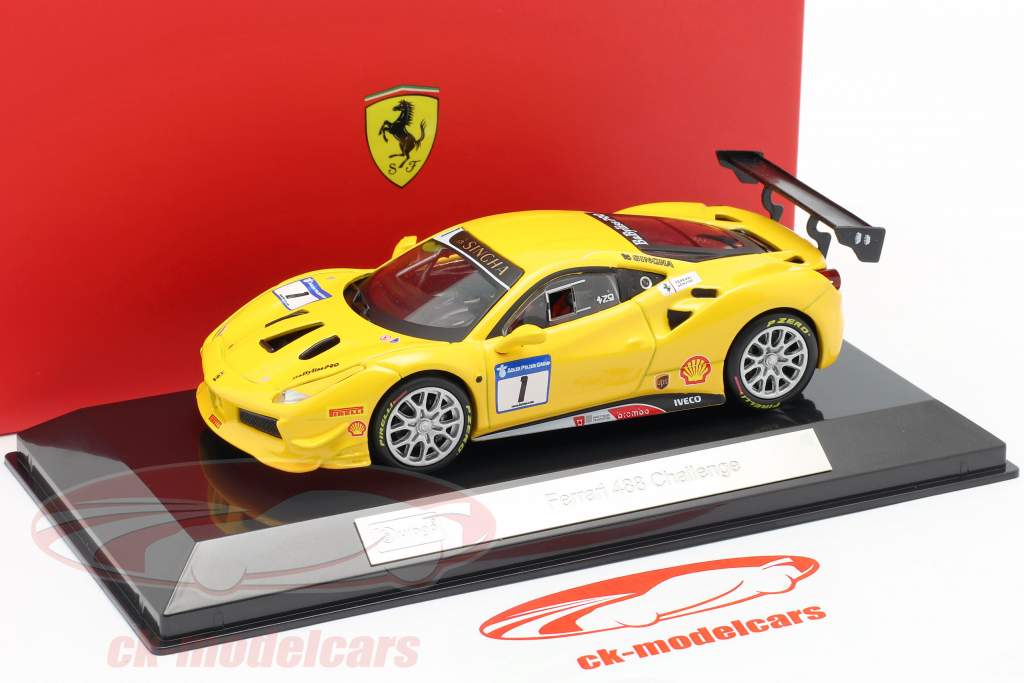 Ferrari 488 Challenge #1 amarillo 1:43 Bburago