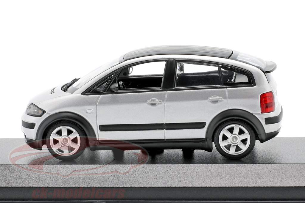 Audi A2 (8Z) Bouwjaar 2000 zilver 1:43 Minichamps
