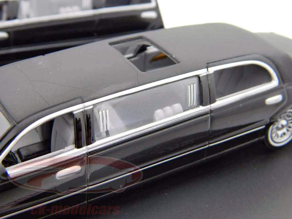 Lincoln town car stretch Limousine noir 1:43 Vitesse