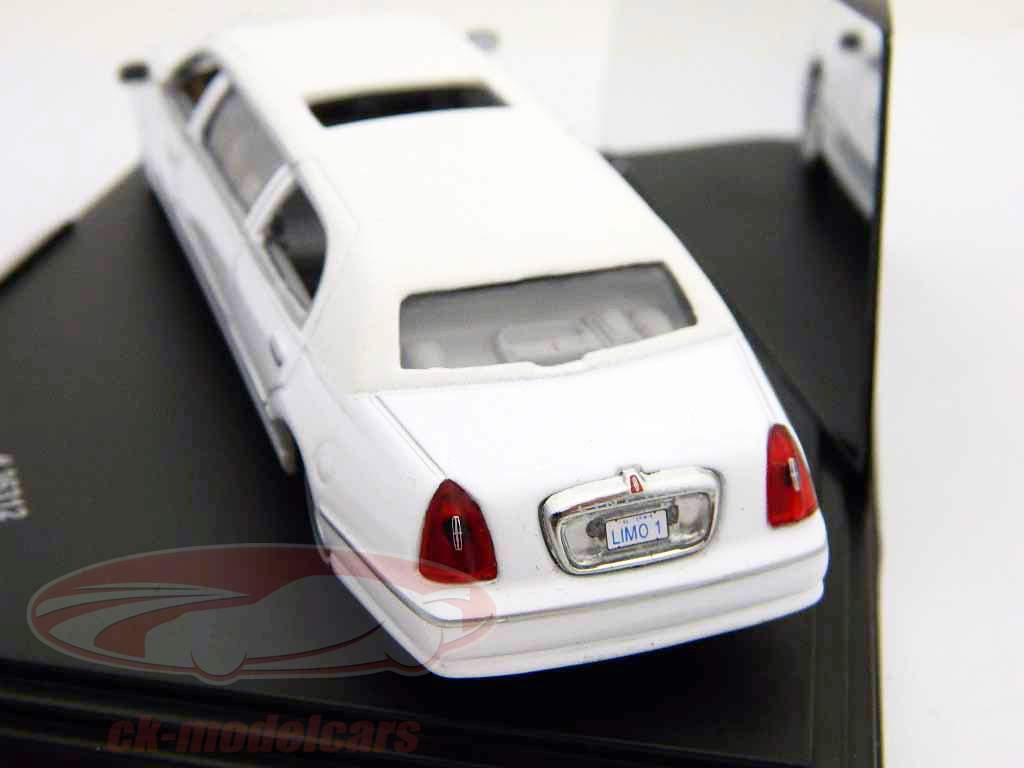 Lincoln Town Car Stretch limousine Year 2000 White 1:43 Vitesse